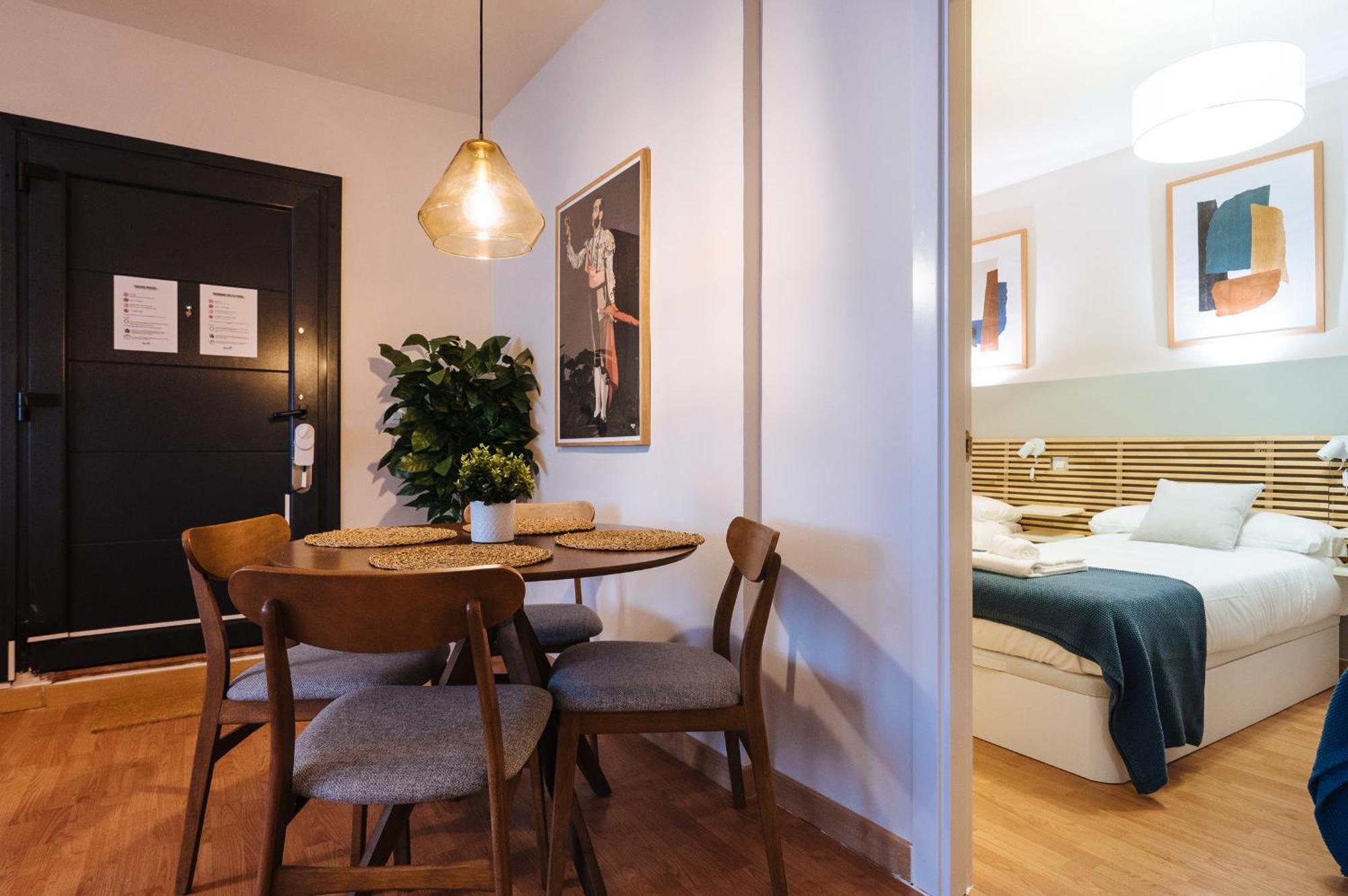 Charming In The Heart Of Triana, Séville