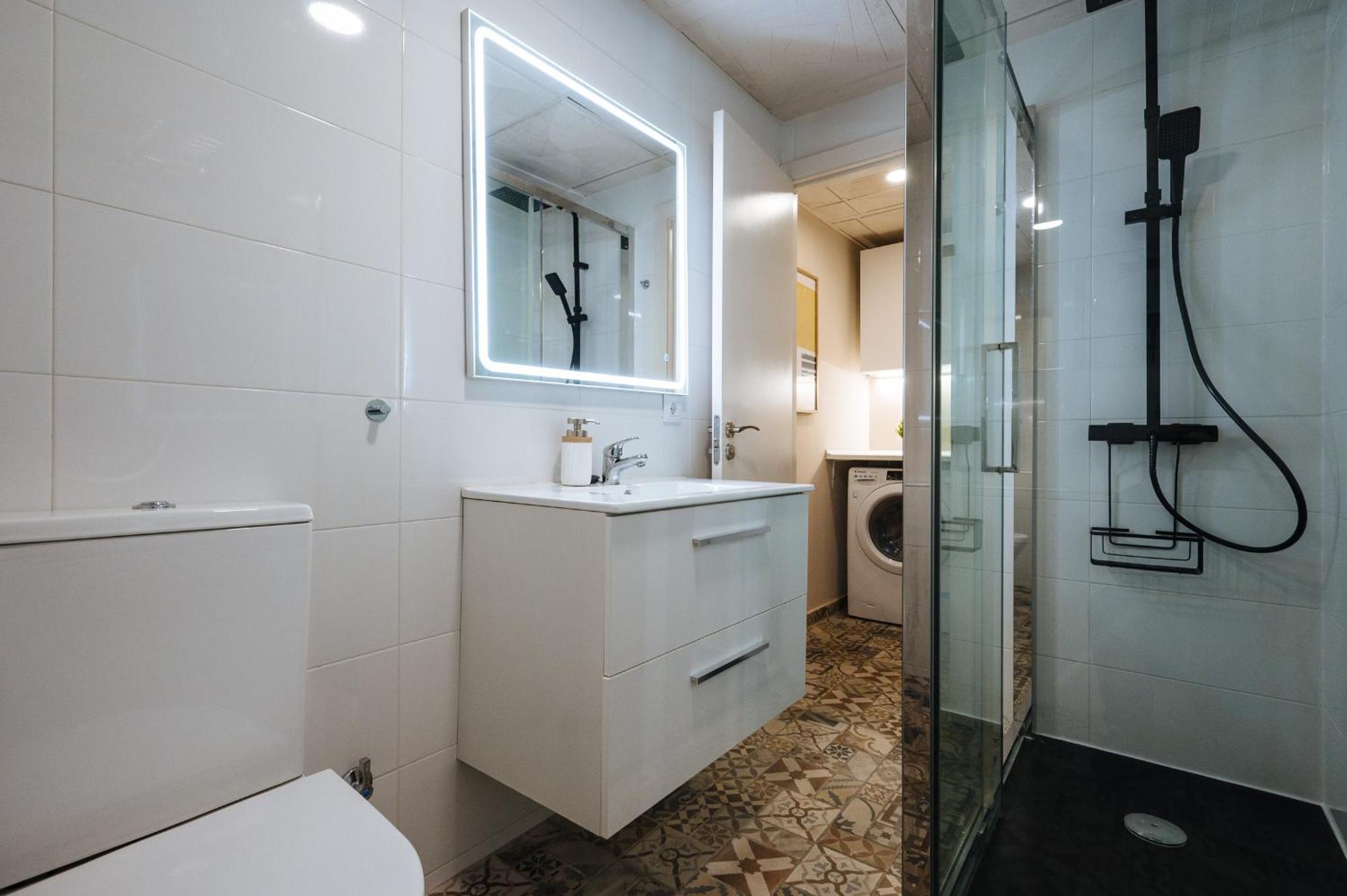 Charming In The Heart Of Triana, * Séville